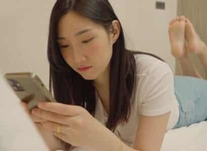 Vợ phát hiện chồng lều báo với anh giao hàng