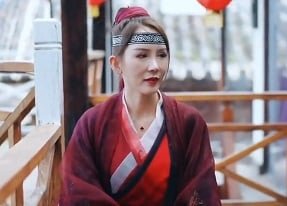 Nữ sinh ngại ngùng bị anh chàng lạ dụ dỗ vào giường