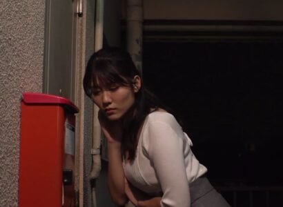 Xem phim XXX ồn ào, hàng xóm lên mắng, kết quả bất ngờ