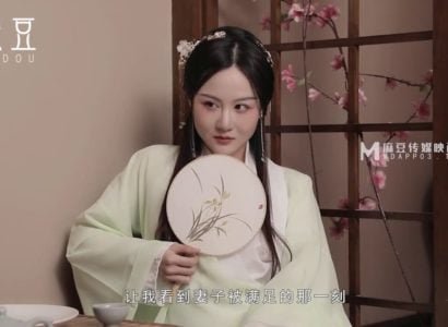 Hoàng hậu ẩn nấp quan hệ cấp dưới với em của vua