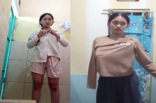 Nữ sinh tắm muốn 